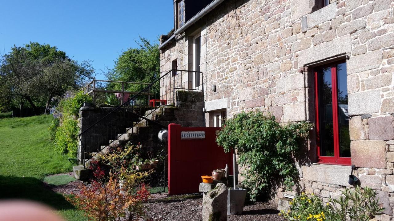 Vila Le Chene Rose Val-Couesnon Exteriér fotografie